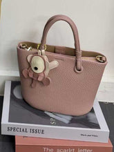 حقيبة يد نسائية بتصميم دلو لونها وردى - KSA